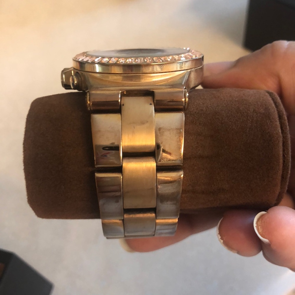 Michael Kors Watch - Picture 3 of 4